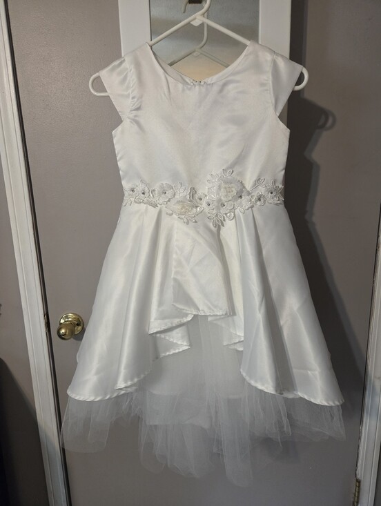 Joy Kids Other - White Satin High Low Tulle Girls' Dress With Flowered Embelished Waist. Sz 8